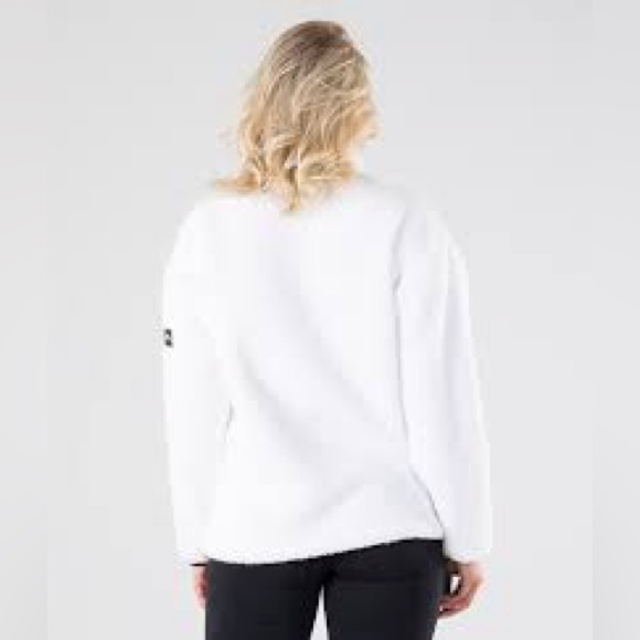 DOPE SNOW Pile W Fleece Sweater In White - Picture 3 of 9